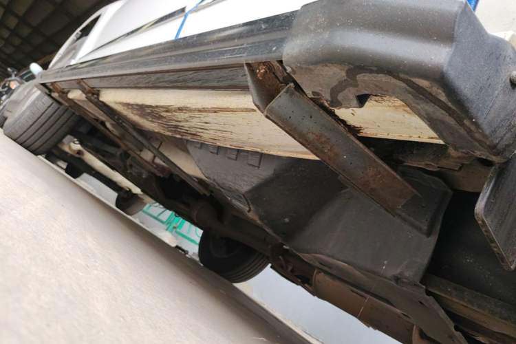 Used Haval H6 2016 Upgraded Model 1.5T Automatic Two-Wheel Drive Elite Version Left Side Sill