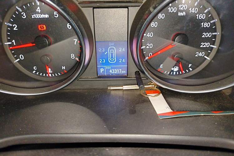 Used Haval H6 2016 Upgraded Model 1.5T Automatic Two-Wheel Drive Elite Version Odometer Close Up