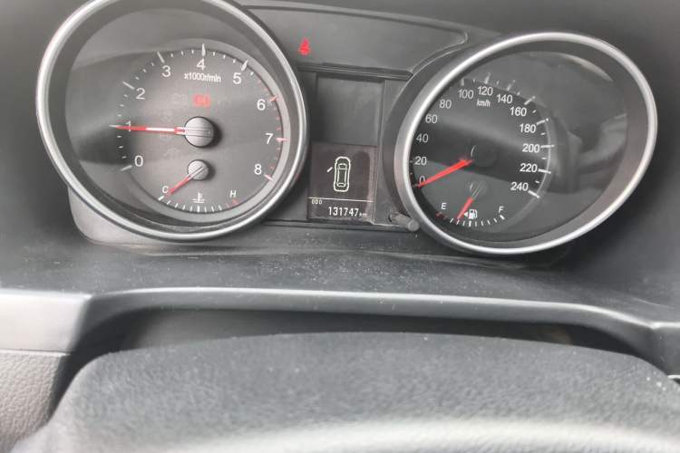 Used Haval H6 2016 Upgraded Model 1.5T Manual Two-Wheel Drive Urban Version Odometer Close Up