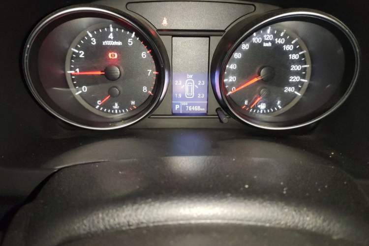 Used Haval H6 2016 Upgraded Model 1.5T Automatic Two-Wheel Drive Elite Version Odometer Close Up
