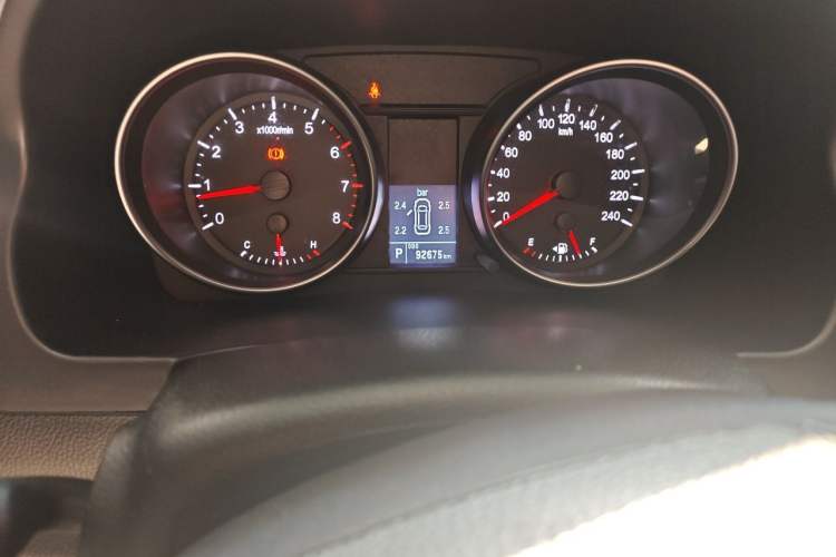 Used Haval H6 2016 Upgraded Model 1.5T Automatic Two-Wheel Drive Elite Version Odometer Close Up