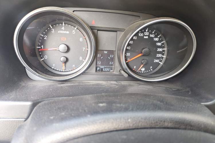 Used Haval H6 2016 Upgraded Model 1.5T Automatic Two-Wheel Drive Elite Version Odometer Close Up