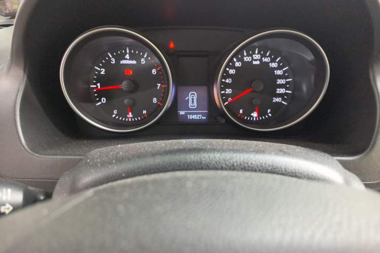 Used Haval H6 2016 Upgraded Model 1.5T Manual Two-Wheel Drive Urban Version Odometer Close Up
