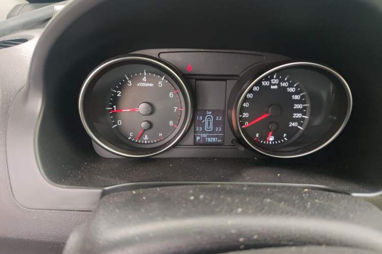 Used Haval H6 2016 Upgraded Model 1.5T Automatic Two-Wheel Drive Elite Version Odometer Close Up