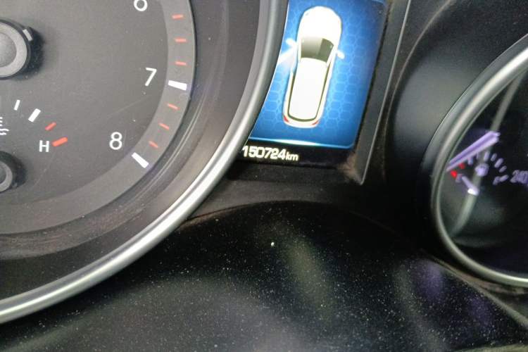 Used Haval H6 2016 Upgraded Model 1.5T Manual Two-Wheel Drive Urban Version Odometer Close Up