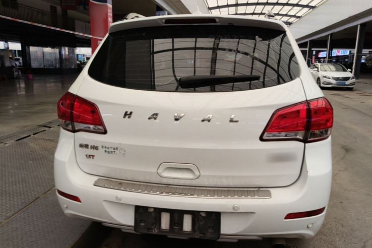Used Haval H6 2016 Upgraded Model 1.5T Automatic Two-Wheel Drive Elite Version Rear