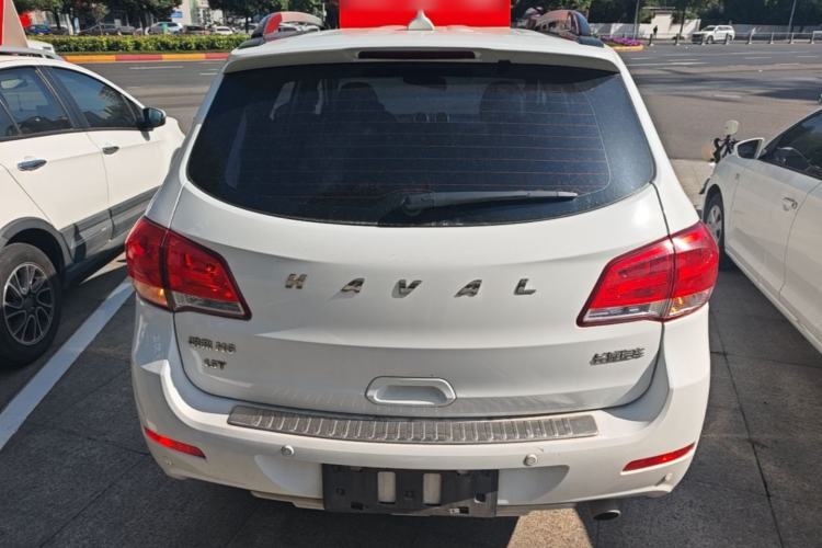Used Haval H6 2016 Upgraded Model 1.5T Manual Two-Wheel Drive Elite Version Rear