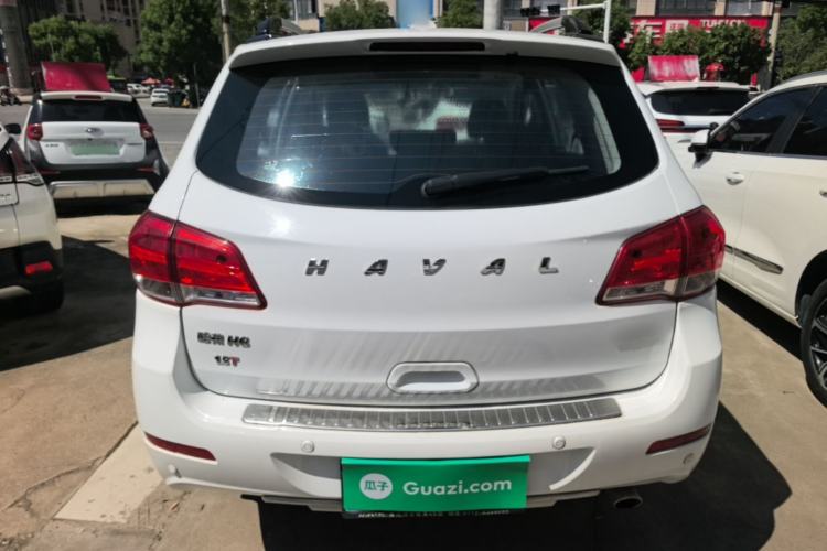 Used Haval H6 2016 Upgraded Model 1.5T Manual Two-Wheel Drive Elite Version Rear
