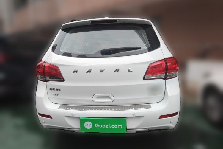 Used Haval H6 2016 Upgraded Model 1.5T Manual Two-Wheel Drive Elite Version Rear
