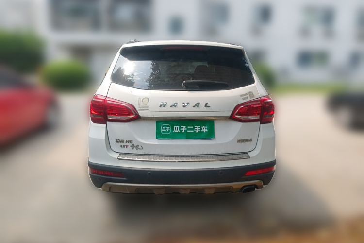 Used Haval H6 2016 Upgraded Model 1.5T Manual Two-Wheel Drive Prestige Version Rear