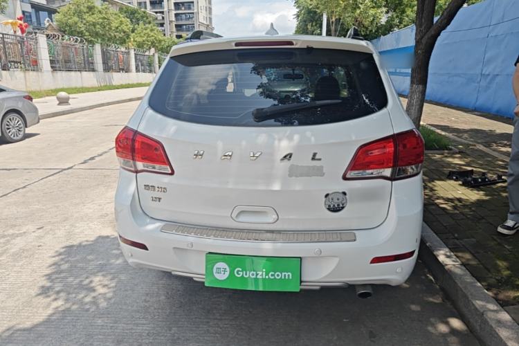 Used Haval H6 2016 Upgraded Model 1.5T Manual Two-Wheel Drive Urban Version Rear