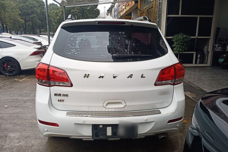 Used Haval H6 2016 Upgraded Model 1.5T Automatic Two-Wheel Drive Elite Version Rear
