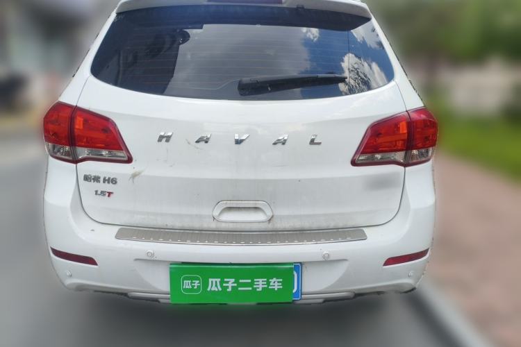 Used Haval H6 2016 Upgraded Model 1.5T Automatic Two-Wheel Drive Elite Version Rear