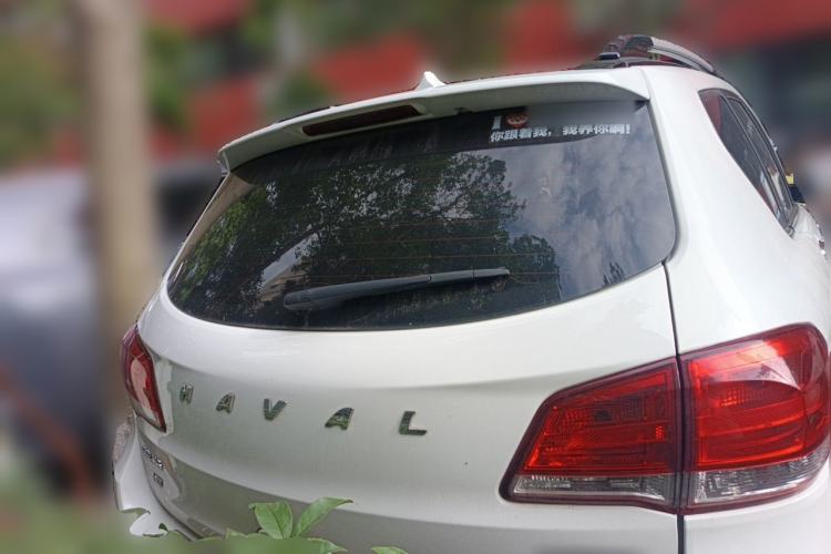 Used Haval H6 2016 Upgraded Model 1.5T Manual Two-Wheel Drive Elite Version Rear