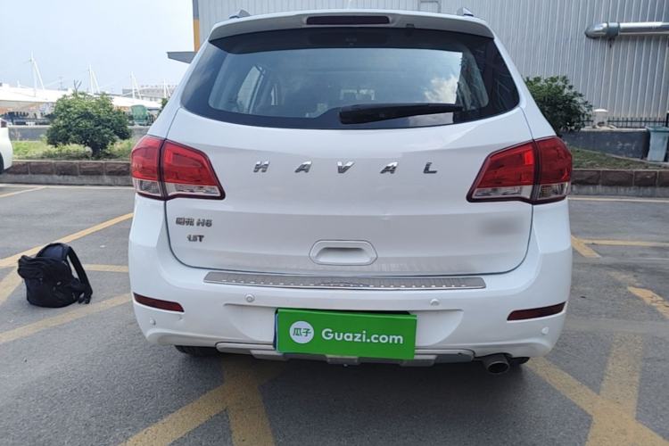 Used Haval H6 2016 Upgraded Model 1.5T Automatic Two-Wheel Drive Elite Version Rear