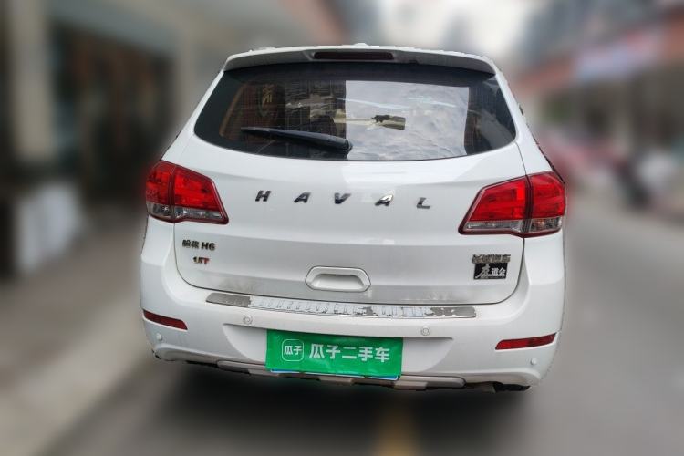 Used Haval H6 2016 Upgraded Model 1.5T Manual Two-Wheel Drive Elite Version Rear