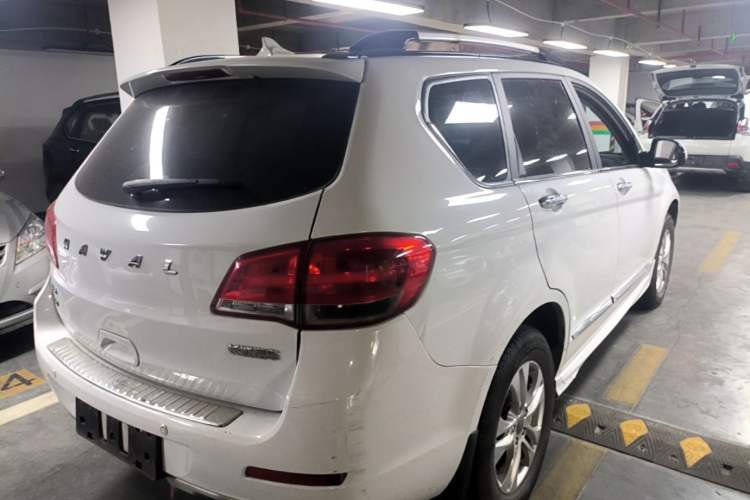 Used Haval H6 2016 Upgraded Model 1.5T Automatic Two-Wheel Drive Elite Version Rear Right 45 Deg