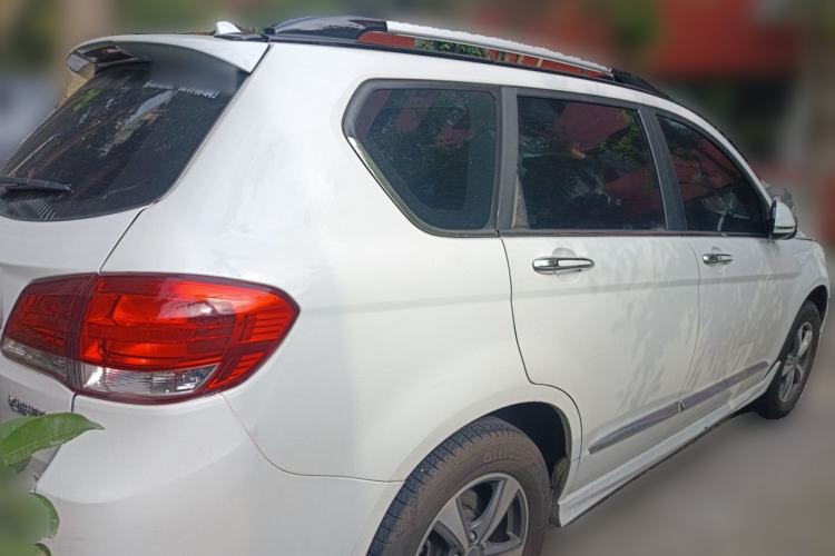 Used Haval H6 2016 Upgraded Model 1.5T Manual Two-Wheel Drive Elite Version Rear Right 45 Deg