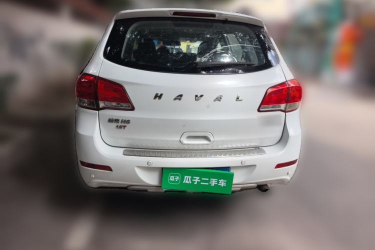 Used Haval H6 2016 Upgraded Model 1.5T Manual Two-Wheel Drive Urban Version Rear