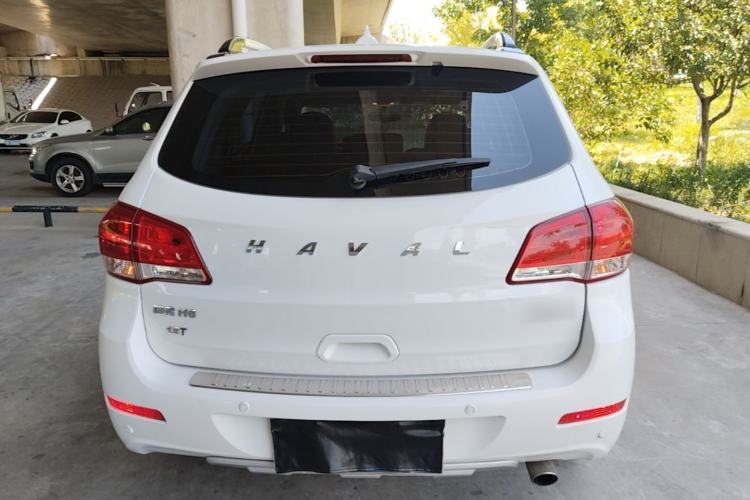 Used Haval H6 2016 Upgraded Model 1.5T Automatic Two-Wheel Drive Elite Version Rear