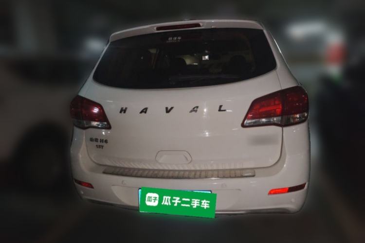Used Haval H6 2016 Upgraded Model 1.5T Manual Two-Wheel Drive Elite Version Rear