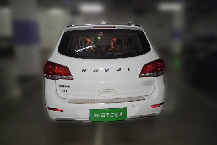 Used Haval H6 2016 Upgraded Model 1.5T Manual Two-Wheel Drive Elite Version Rear