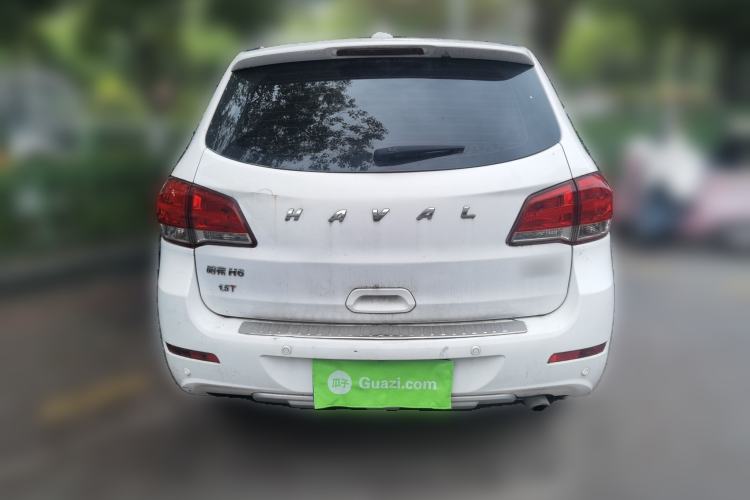 Used Haval H6 2016 Upgraded Model 1.5T Manual Two-Wheel Drive Elite Version Rear