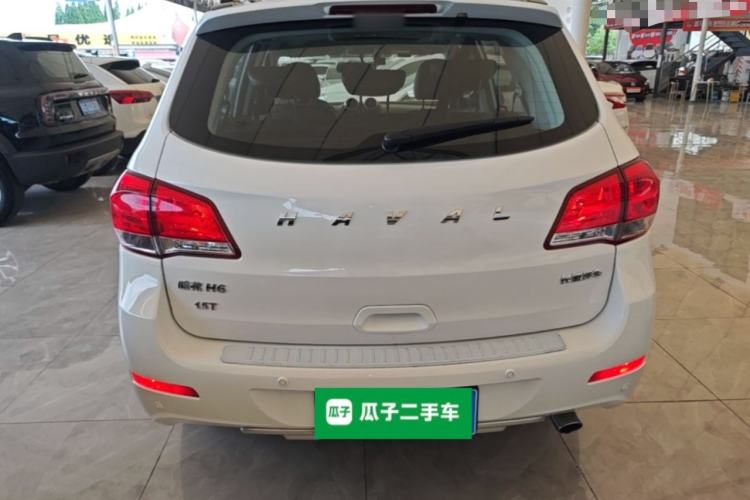 Used Haval H6 2016 Upgraded Model 1.5T Manual Two-Wheel Drive Elite Version Rear