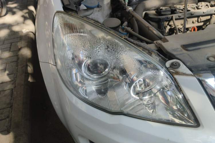 Used Haval H6 2016 Upgraded Model 1.5T Manual Two-Wheel Drive Urban Version Right Front Headlight