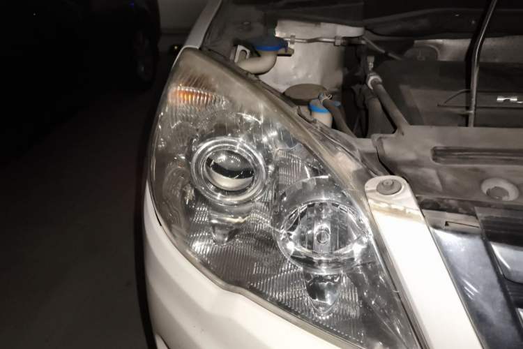 Used Haval H6 2016 Upgraded Model 1.5T Automatic Two-Wheel Drive Elite Version Right Front Headlight