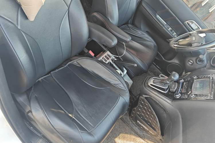 Used Haval H6 2016 Upgraded Model 1.5T Automatic Two-Wheel Drive Elite Version Right Front Seat