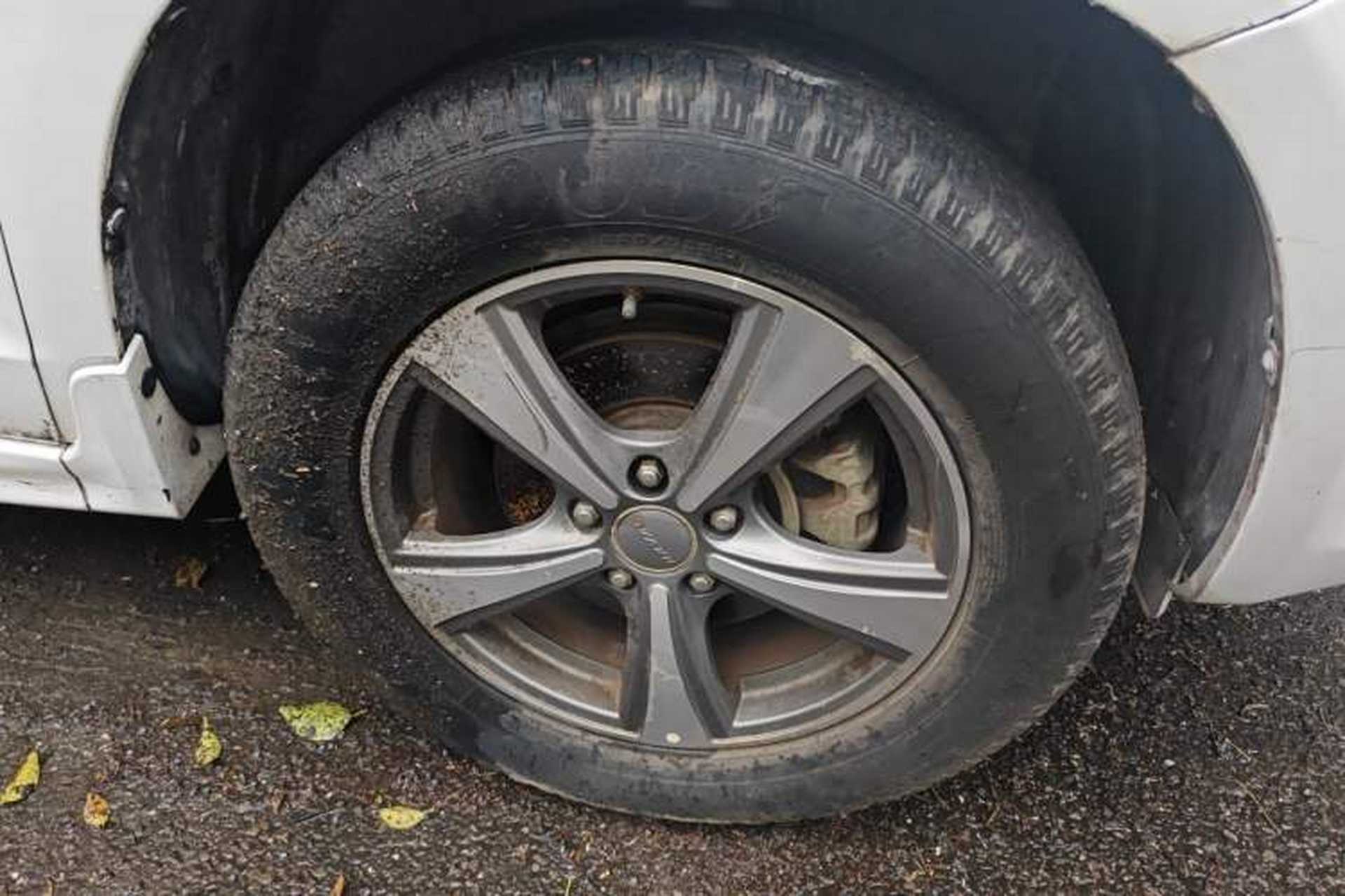 Used Haval H6 2016 Upgraded Model 1.5T Automatic Two-Wheel Drive Elite Version Right Front Wheel Hub