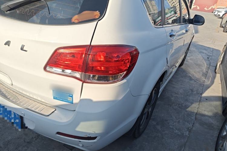 Used Haval H6 2016 Upgraded Model 1.5T Automatic Two-Wheel Drive Elite Version Right Rear Taillight