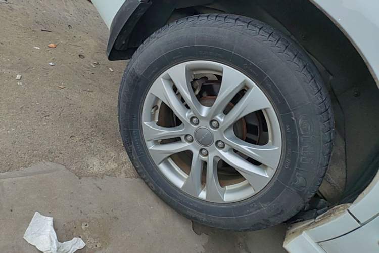 Used Haval H6 2016 Upgraded Model 1.5T Manual Two-Wheel Drive Urban Version Right Rear Wheel Hub