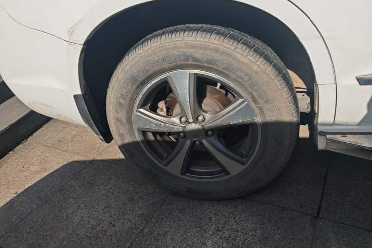 Used Haval H6 2016 Upgraded Model 1.5T Manual Two-Wheel Drive Elite Version Right Rear Wheel Hub