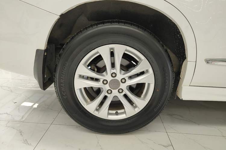 Used Haval H6 2016 Upgraded Model 1.5T Manual Two-Wheel Drive Urban Version Right Rear Wheel Hub