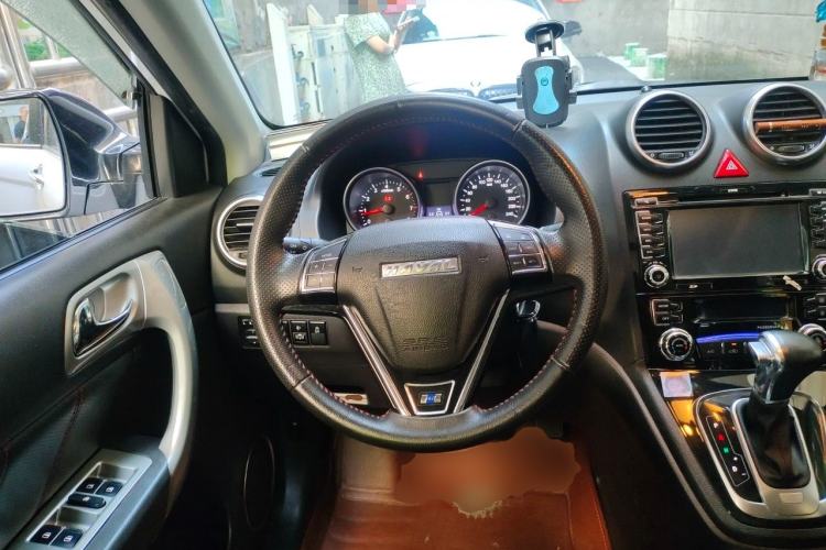 Used Haval H6 2016 Upgraded Model 1.5T Automatic Two-Wheel Drive Elite Version Steering Wheel