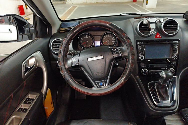 Used Haval H6 2016 Upgraded Model 1.5T Automatic Two-Wheel Drive Elite Version Steering Wheel