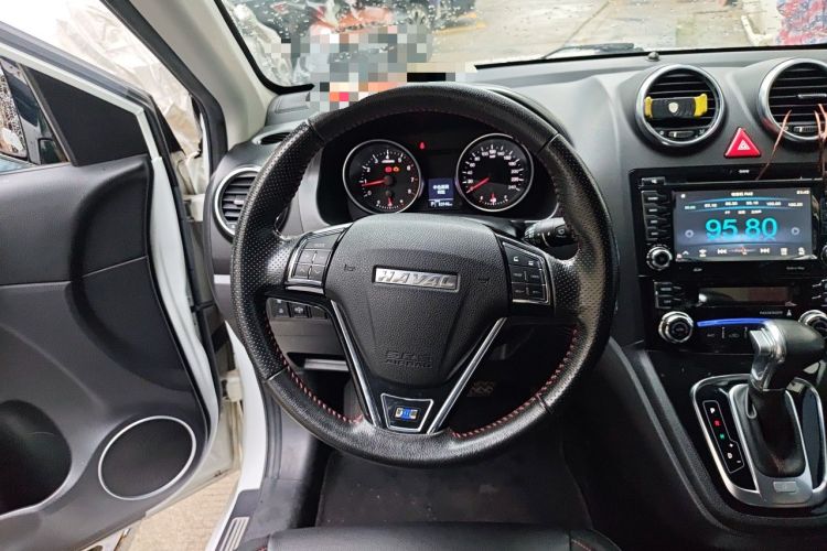 Used Haval H6 2016 Upgraded Model 1.5T Automatic Two-Wheel Drive Elite Version Steering Wheel