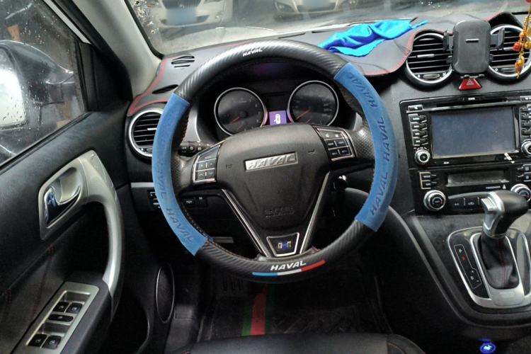 Used Haval H6 2016 Upgraded Model 1.5T Automatic Two-Wheel Drive Elite Version Steering Wheel