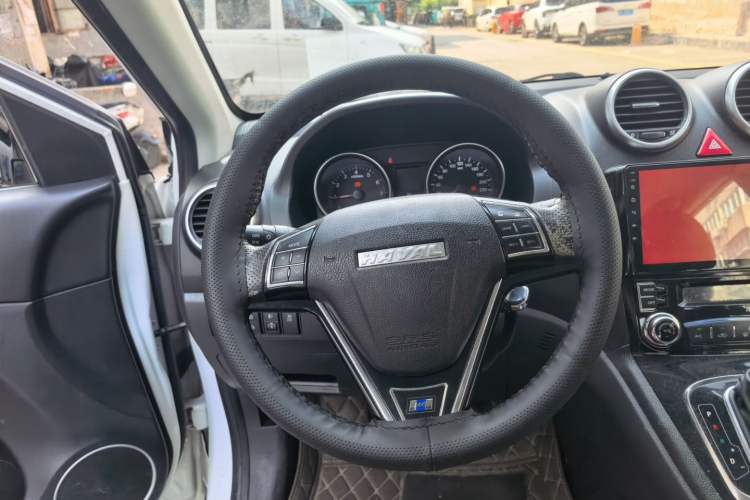 Used Haval H6 2016 Upgraded Model 1.5T Automatic Two-Wheel Drive Elite Version Steering Wheel