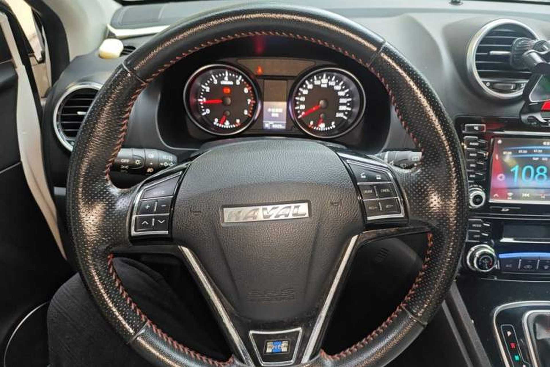 Used Haval H6 2016 Upgraded Model 1.5T Automatic Two-Wheel Drive Elite Version Steering Wheel