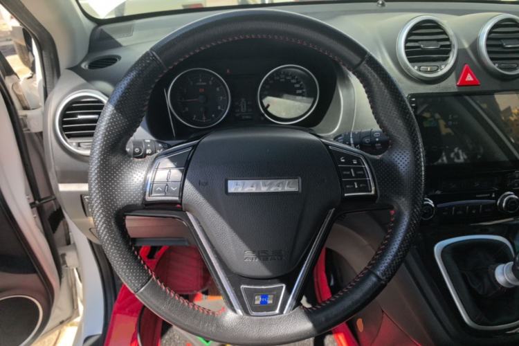 Used Haval H6 2016 Upgraded Model 1.5T Manual Two-Wheel Drive Elite Version Steering Wheel