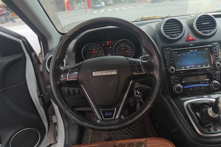 Used Haval H6 2016 Upgraded Model 1.5T Manual Two-Wheel Drive Elite Version Steering Wheel