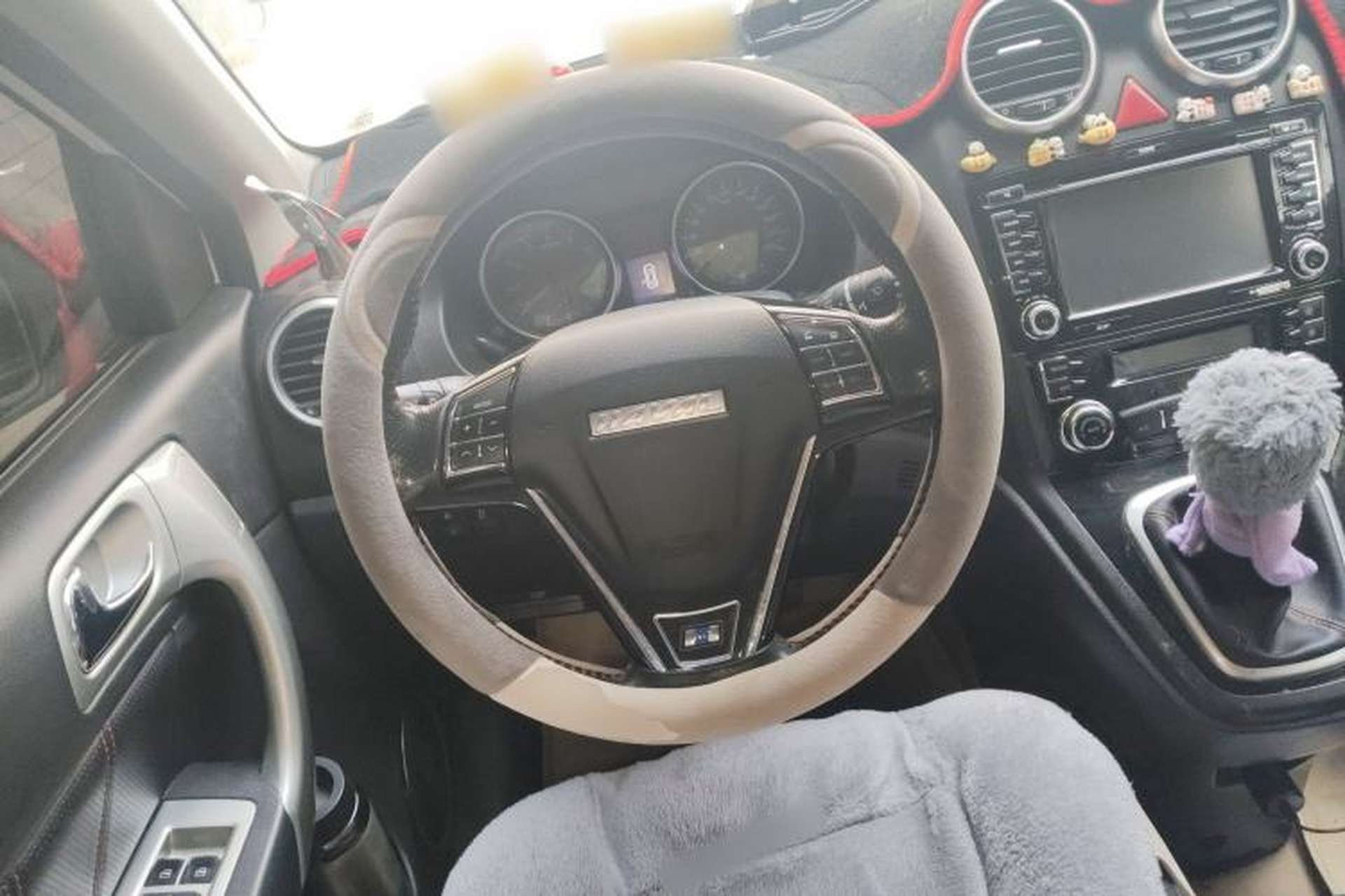 Used Haval H6 2016 Upgraded Model 1.5T Manual Two-Wheel Drive Elite Version Steering Wheel