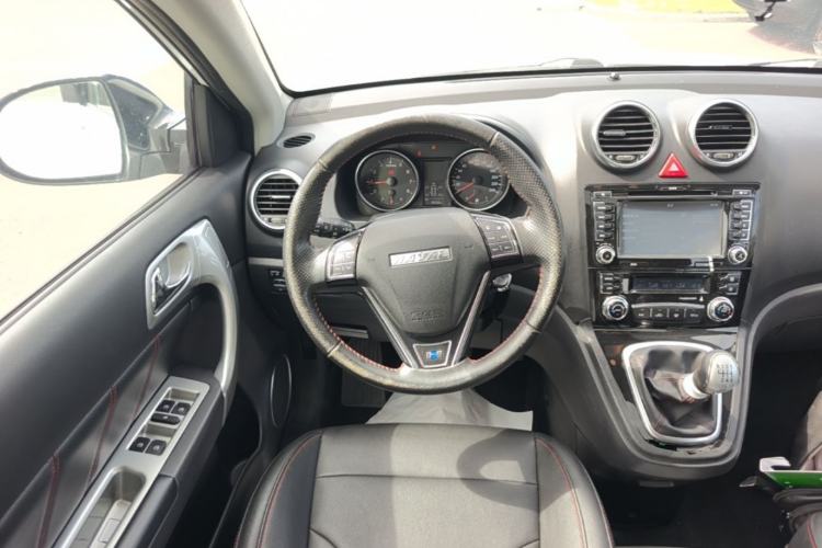 Used Haval H6 2016 Upgraded Model 1.5T Manual Two-Wheel Drive Elite Version Steering Wheel