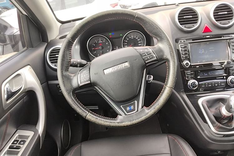 Used Haval H6 2016 Upgraded Model 1.5T Manual Two-Wheel Drive Elite Version Steering Wheel