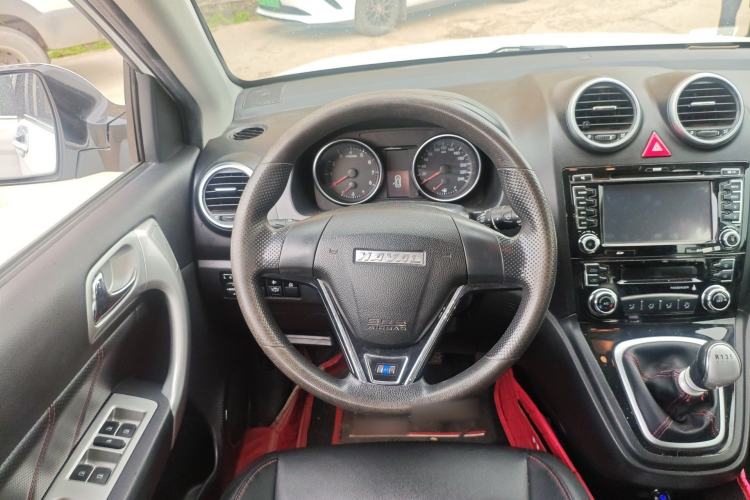 Used Haval H6 2016 Upgraded Model 1.5T Manual Two-Wheel Drive Urban Version Steering Wheel