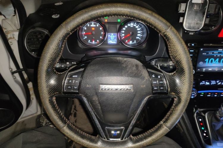Used Haval H6 2016 Upgraded Model 1.5T Automatic Two-Wheel Drive Elite Version Steering Wheel