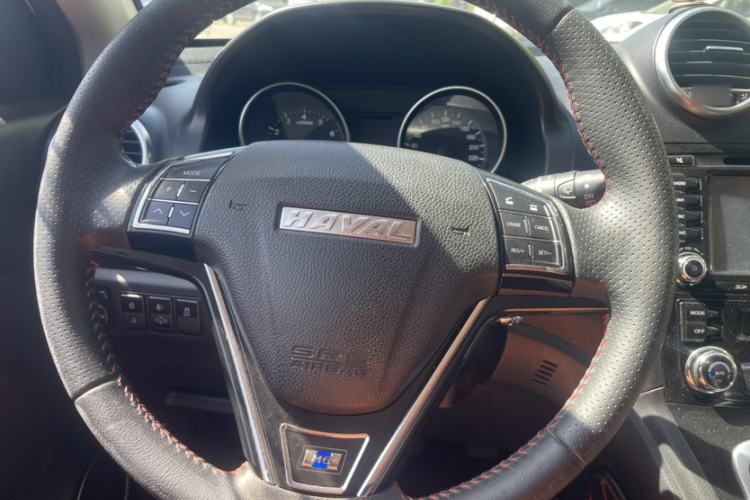 Used Haval H6 2016 Upgraded Model 1.5T Manual Two-Wheel Drive Elite Version Steering Wheel